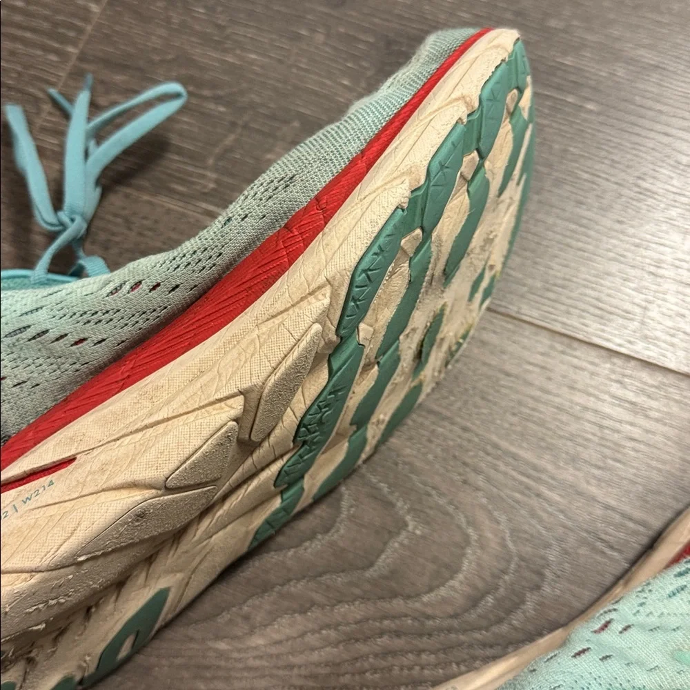 Hoka Clifton 8 - Picture 12 of 14